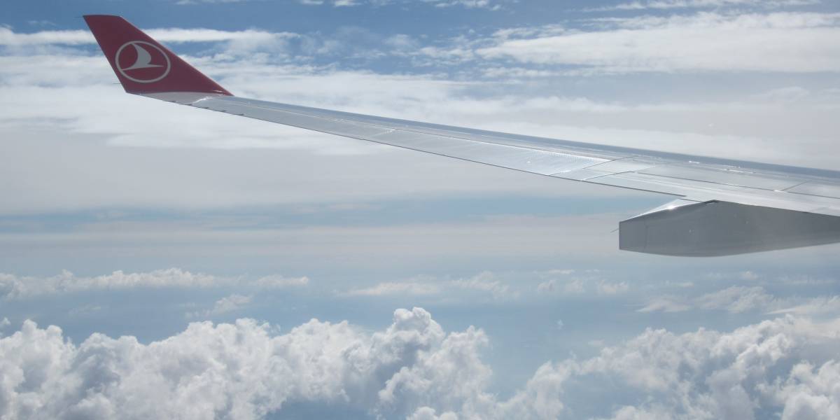 Как купить дешевые билеты на самолет в Болгарию?