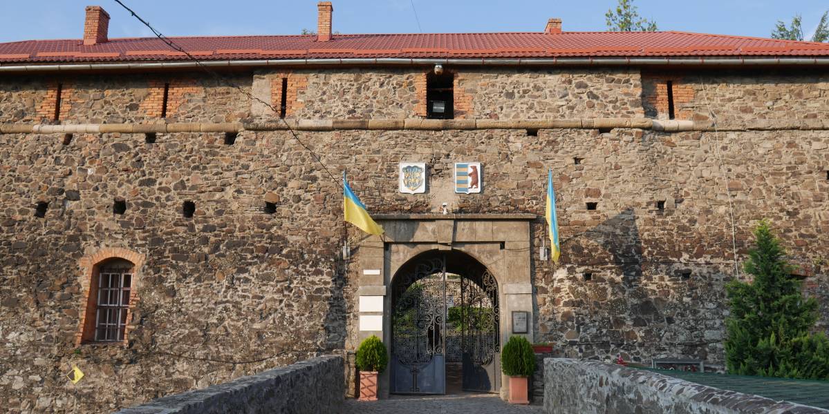 На машине через 5 стран: Украина, Словакия, Австрия, Венгрия, Румыния. День 1: Ужгород