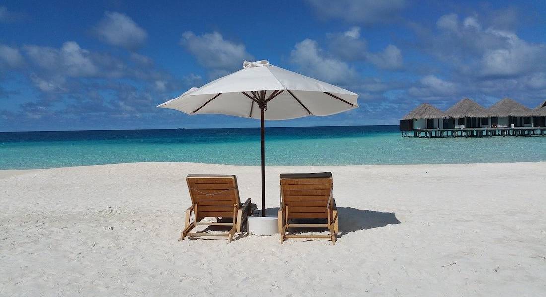 Все о загаре и санскринах: как правильно выбрать крем от загара, лучшие солнцезащитные средства