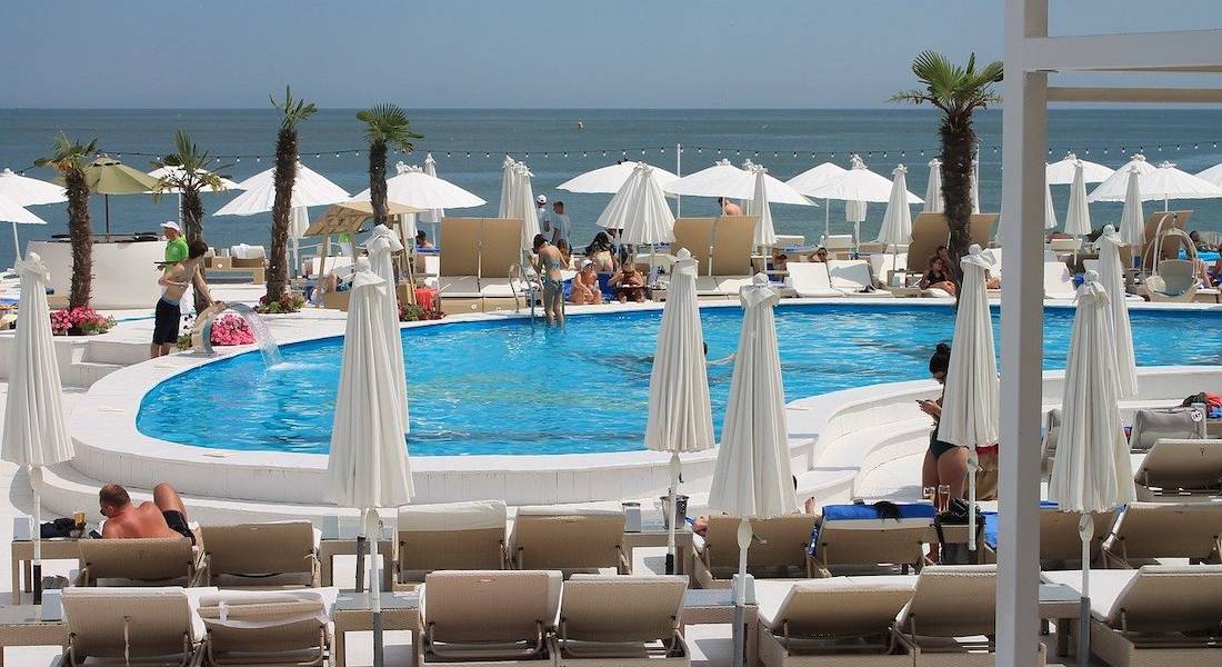 Лучшие пляжи Одессы: платные и бесплатные, городские и пригородные, отели у моря