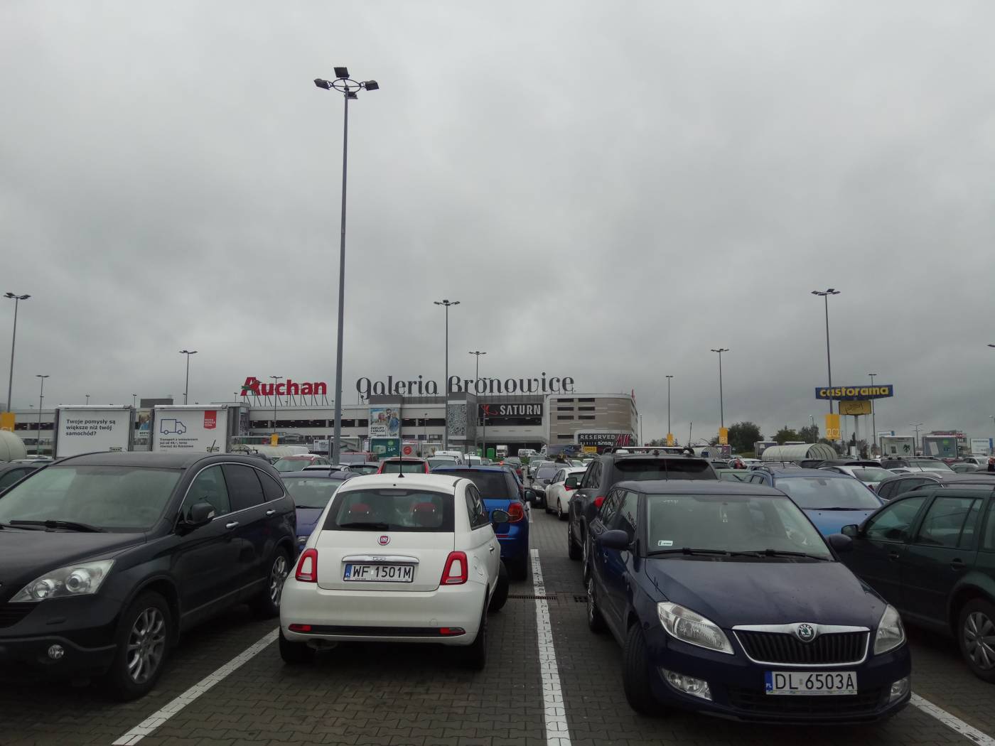 Парковка торгового центра Galeria Bronowice