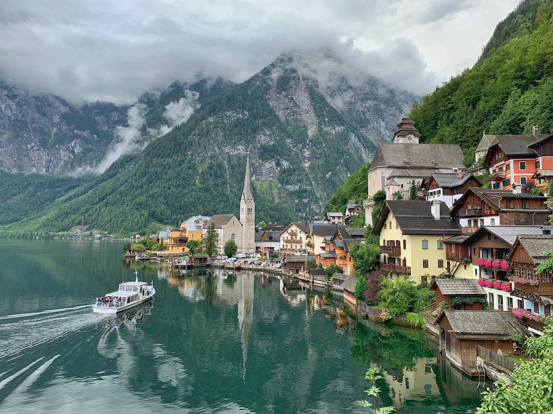 Halstatt lake